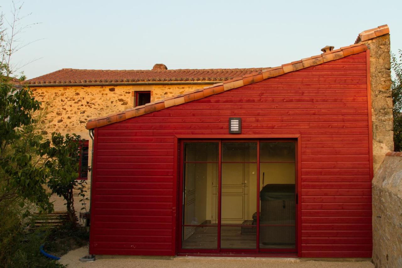 Le Puy Carmin - Chambre D'Hotes Avec Jacuzzi Bed & Breakfast Bazoges-en-Paillers Exterior photo