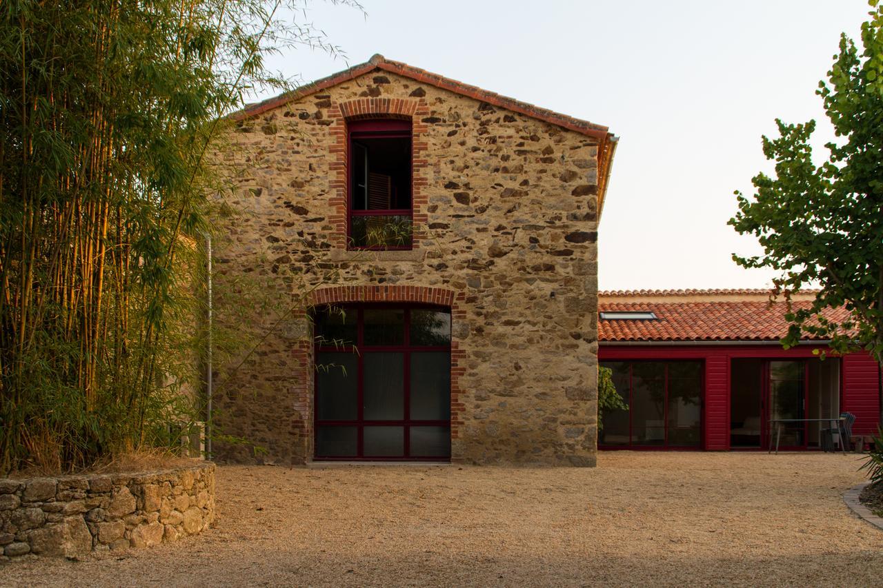 Le Puy Carmin - Chambre D'Hotes Avec Jacuzzi Bed & Breakfast Bazoges-en-Paillers Exterior photo